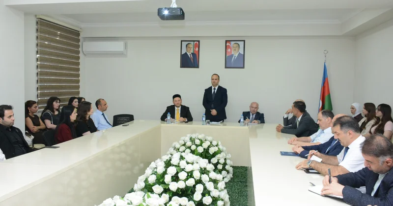 Damir Muxetdinov Aİİ də Rusiyada Quranın tarixi və tədqiqindən danışıb