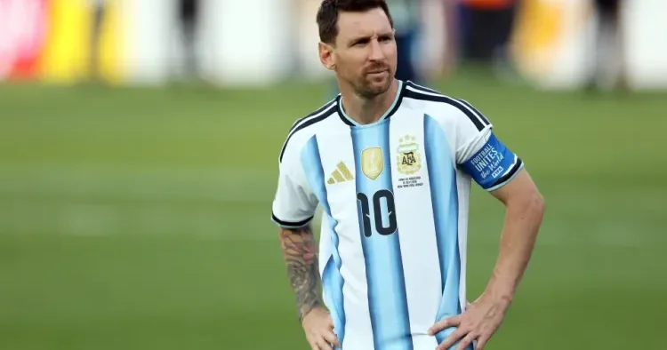 Messi bu klubun 500 milyon avroluq təklifini belə rədd edib