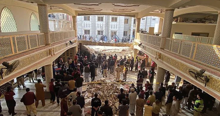 Məsciddə terror aktı: 15 nəfər öldü