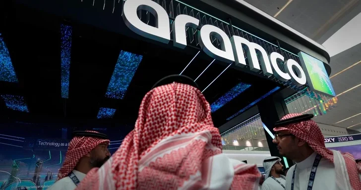 Saudi Aramco уведомила европейских клиентов о прекращении отгрузок нефти