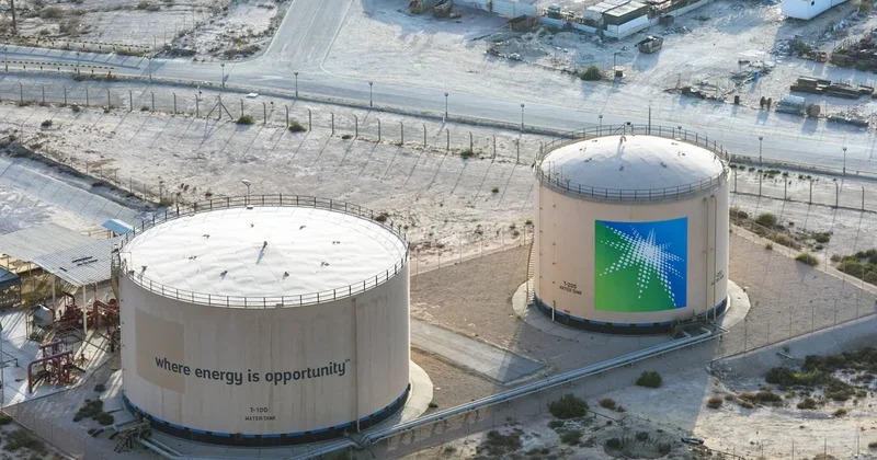 Saudi Aramco остановит в октябре поставки нефти двум европейским НПЗ