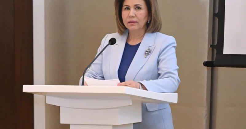 Bahar Muradova Kǝlbəcǝrdə vətəndaşları qəbul edib