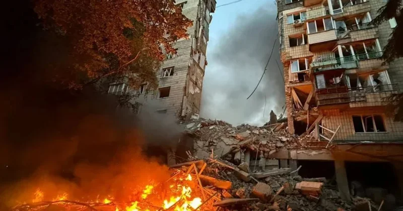 Россия всю ночь обстреливала Украину