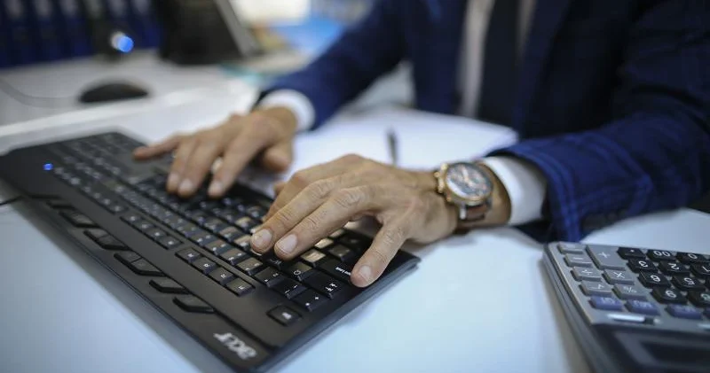 Dövlət sektorunda 52 mindən çox şəhid qohumu, veteran və veteran yaxını işlə təmin olunub