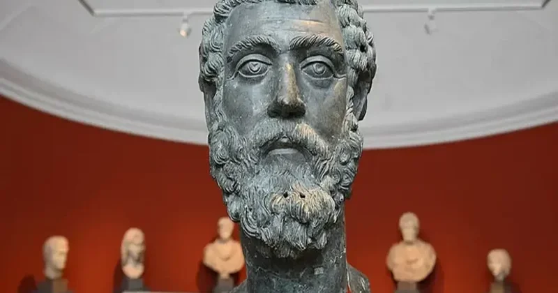Danimarka qədim mədəni irs nümunələrini Türkiyəyə qaytardı