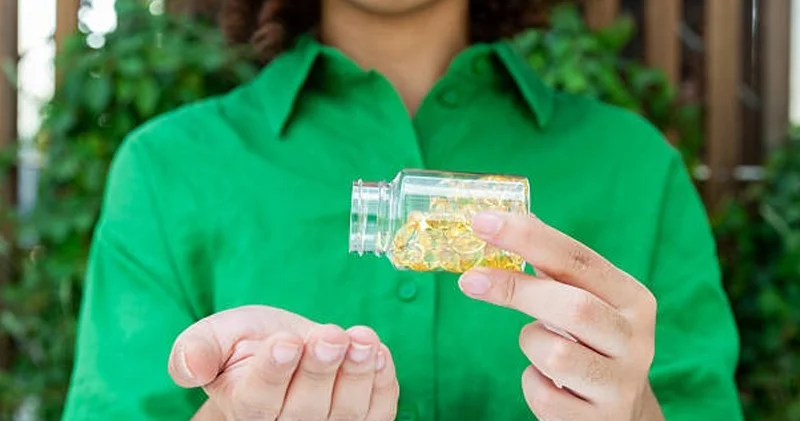 Həkim xəbərdarlığı: Vitaminləri özbaşına qəbul etmək hansı təhlükələri yarada bilər?