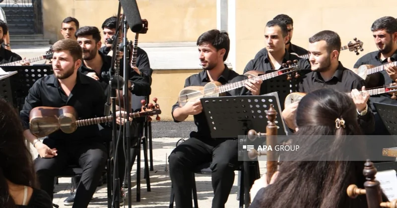 XVIII Beynəlxalq Musiqi Festivalı çərçivəsində açıq havada konsert proqramı nümayiş olunub FOTO