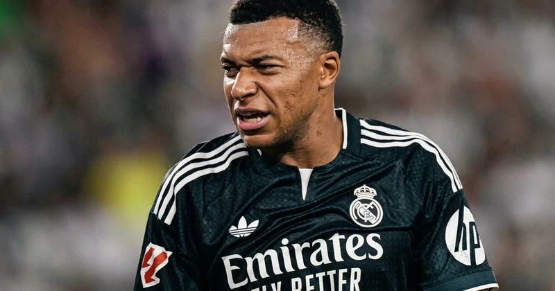“Onları “Real”a gətirmək istərdim” Mbappe