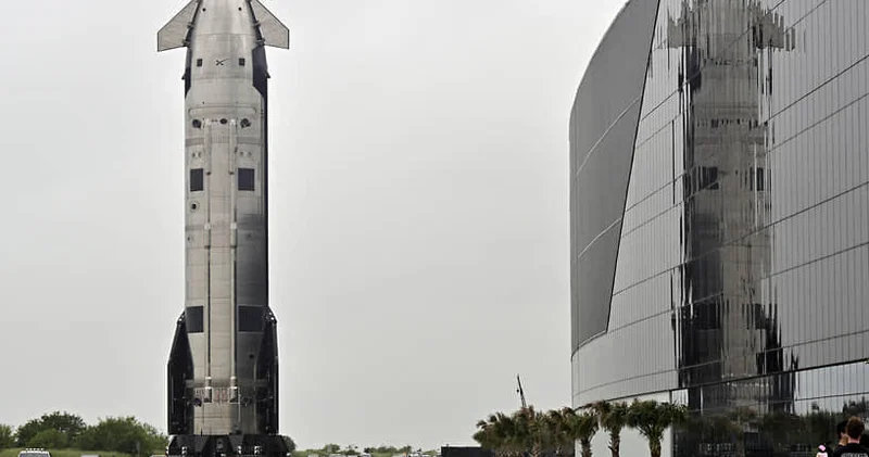 SpaceX Ay raketinin ilk orbital uçuşunu sentyabrın 28 də keçirməyi planlaşdırır
