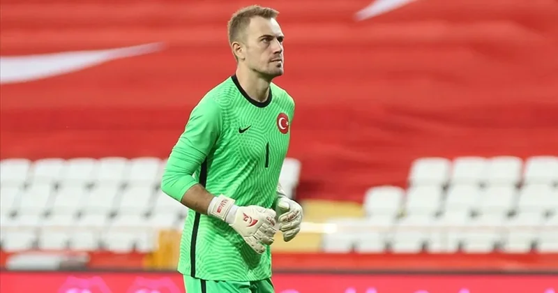 Mert Günok Türkiyə millisindəki karyerasını başa vurub