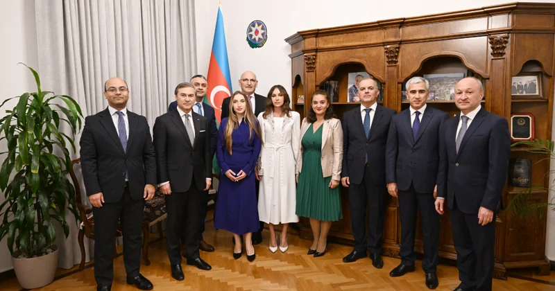 Vatikanda səfirliyimizin ofisi açılıb