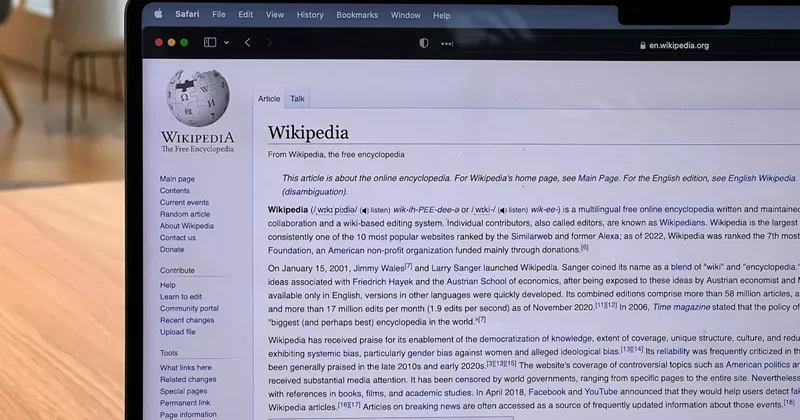 ИИ угрожает будущему Wikipedia?