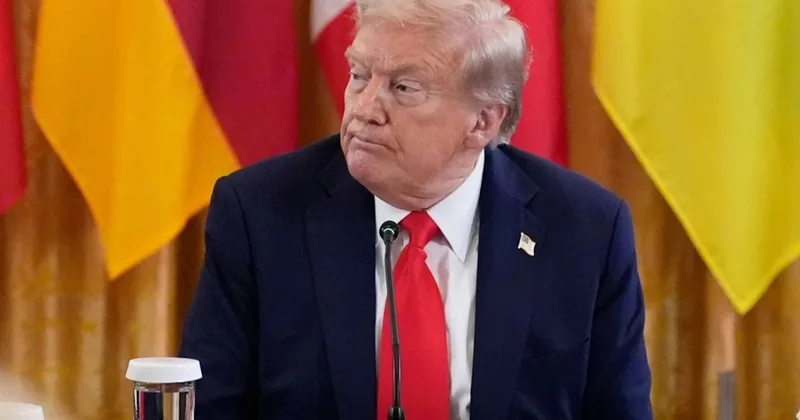 Трамп призвал Путина и Зеленского объявить о победе
