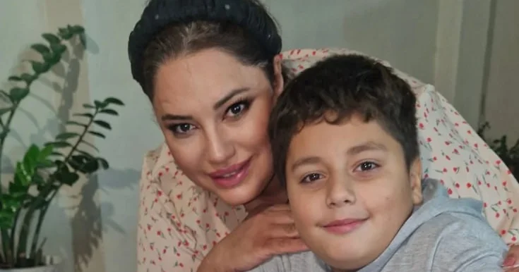 Aytən Səfərovanın 10 yaşlı oğlu Foto