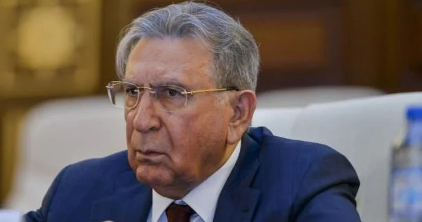 İLHAM ƏLİYEV RAMİZ MEHDİYEVLƏ BAĞLI SƏRƏNCAM İMZALADI Təhlükəzlik Şurasından yola salındı