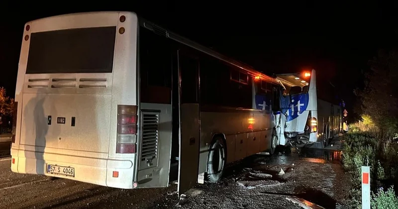 Sərnişin avtobusu toqquşub, 12 nəfər xəsarət alıb
