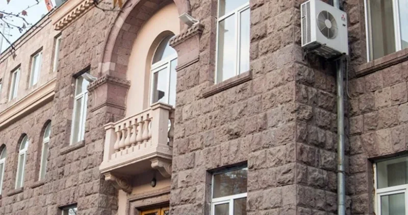 Ermənistan müxalifəti hakimiyyəti inzibati resurslardan istifadə etməkdə ittiham edib