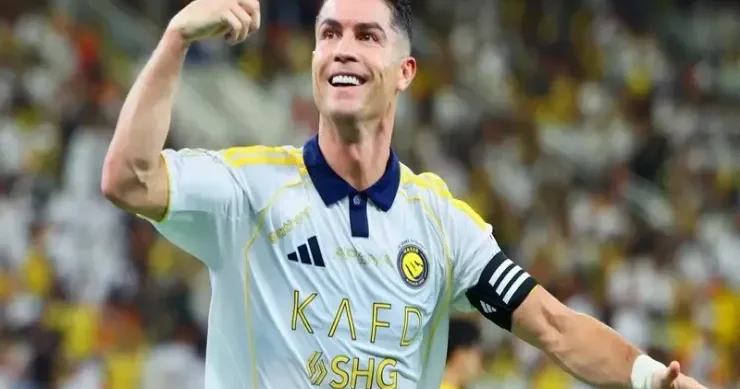 Ronaldo 949 cu qolunu vurdu