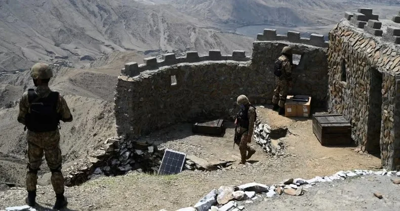 Taliban Pakistan ordusunun atəşkəs rejimini pozduğunu iddia edir