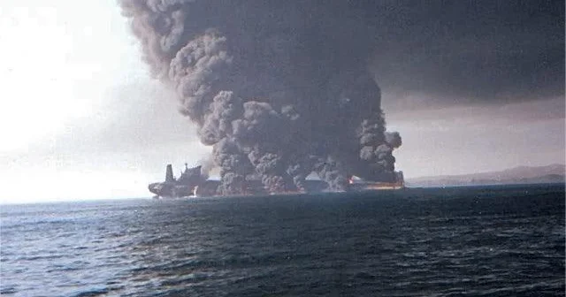 Yəmən sahillərində tanker partladı: 24 ekipaj üzvü...