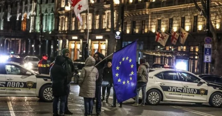 Gürcüstan DİN dən etirazçılara XƏBƏRDARLIQ