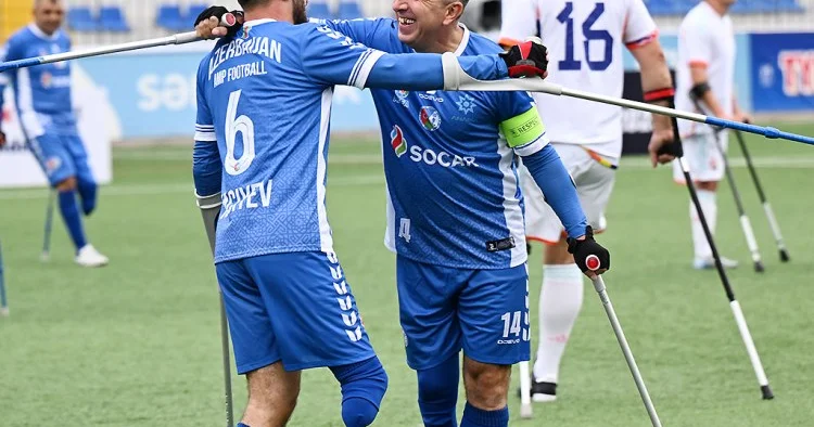 Millimiz İsraillə heç heçə etdi