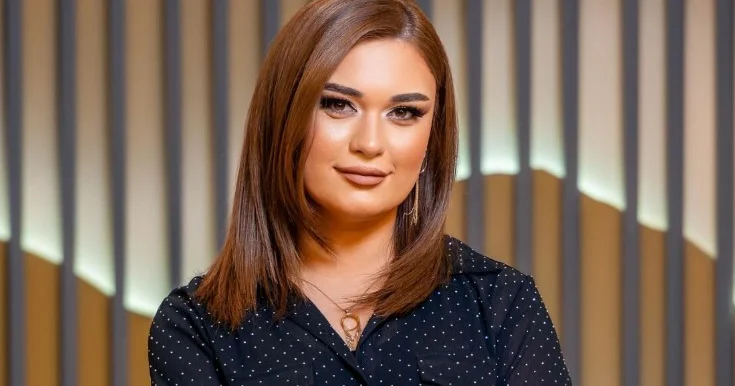İzləyicisinin ona yazdığı mesajları yayımlayıb hədələdi