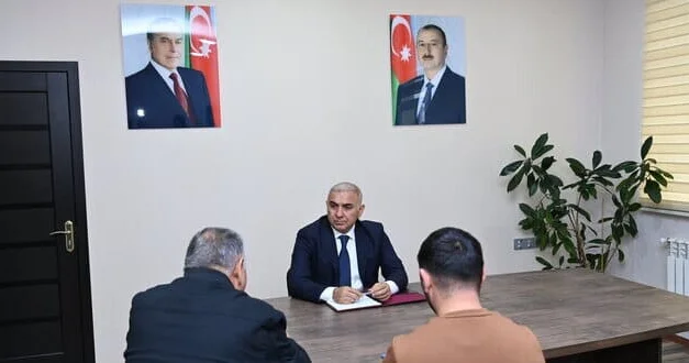 “Azərişıq” ASC nin sədri Vüqar Əhmədov Şamaxıda vətəndaşları qəbul edib