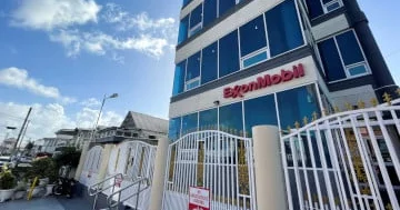 Hindistanın ən böyük neft emalı zavodu Qayana xam neftini alır...