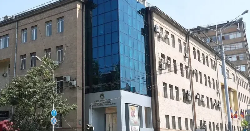 Скандал в армянском университете: под ударом окружение министра образования