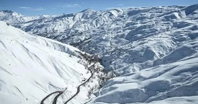 Çilidə xizək mərkəzində uçqun 4 ölü, 4 yaralı
