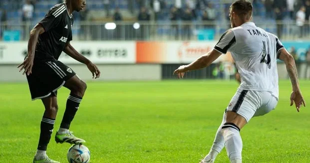 Bakıda 2 klubun azarkeş qrupları toqquşdu VİDEO