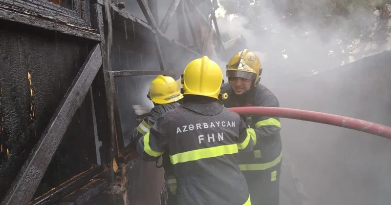 Xırdalanda uşaq əyləncə mərkəzindəki yanğın məhdudlaşdırılıb FOTO