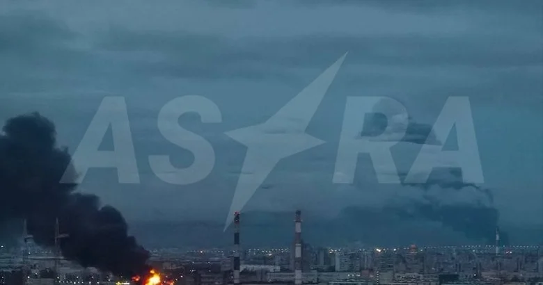 Sankt Peterburqda şəhərin ən böyük yanacaq terminalı yanır...