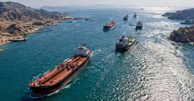 Hörmüz boğazında təhlükəli düyün: İran topu Trampın meydanına atdı ŞƏRH