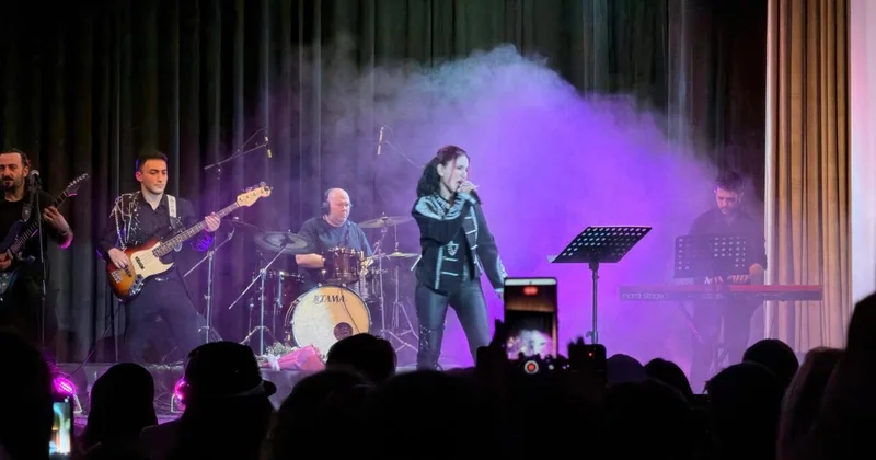 Dövlət Mahnı Teatrında “Maykl Cekson” tribyut konsert keçirilib (Foto)
