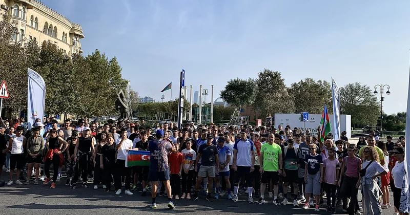 В Баку прошло массовое шествие, посвященное популяризации активного образа жизни