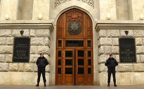 7 min manata yaxın cəriməsi olan sürücü saxlanıldı