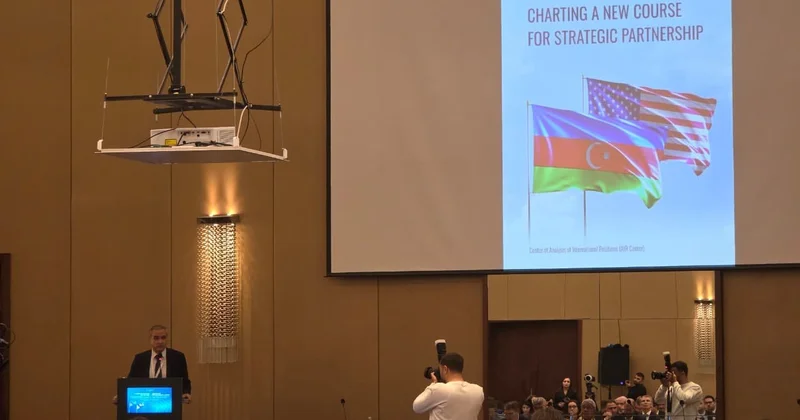 В Баку начал работу I Азербайджано американский аналитический форум (ФОТО)