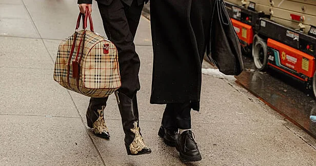 Kovboy çəkmələri niyə dəbdədir və düzgün cütlüyü necə seçmək olar..?