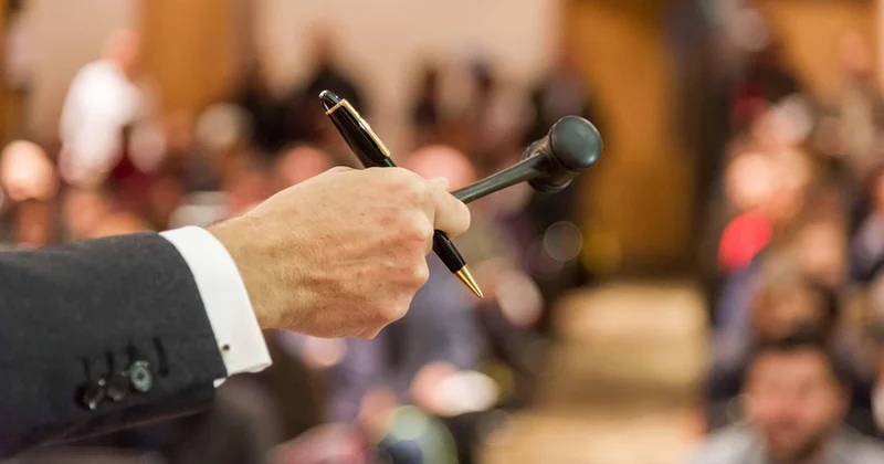 Residence Cinema Club hərraca çıxarıldı