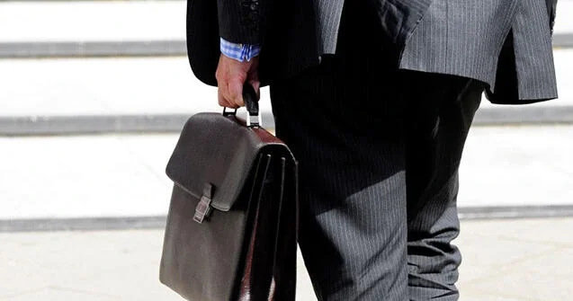 Heç bir məmurun keçmiş xidmətləri onu xilas etməyəcək ANALİZ