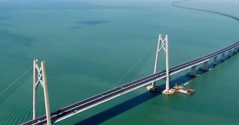 İki saat sükan arxasında: Dünyanın ən uzun körpüsü harada yerləşir?