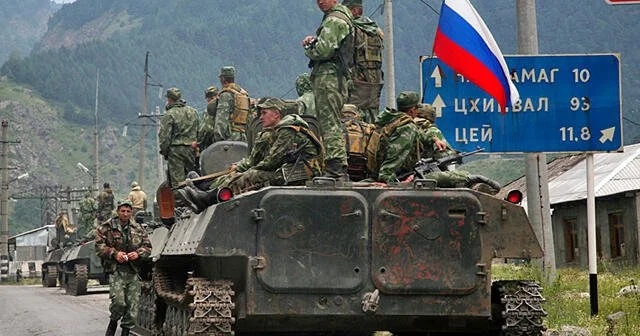 İsrail KİV: Rusiya Suriyaya qoşun yeritməyi təklif edir