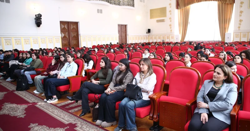 Pedaqoji Universitetdə Təhsil Tələbə Kredit Fondunun infosessiyası keçirilib