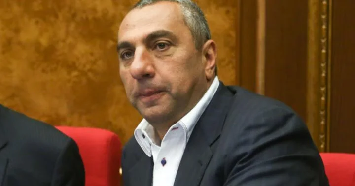 Paşinyan məhur biznesmenə Azərbaycanla bağlı tapşırıq verib?