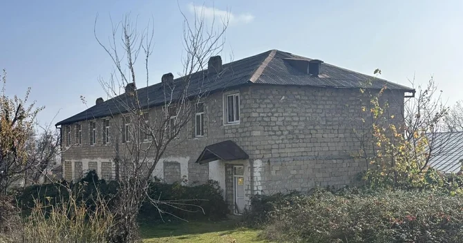 Basqal qəsəbəsindəki köhnə məktəb binası sənətkarlıq və yaşayış məqsədilə istifadəyə hazırlanır