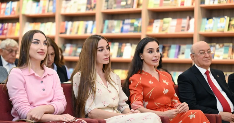 Prezidentin qızları və gəlini kitab təqdimatında FOTOLAR
