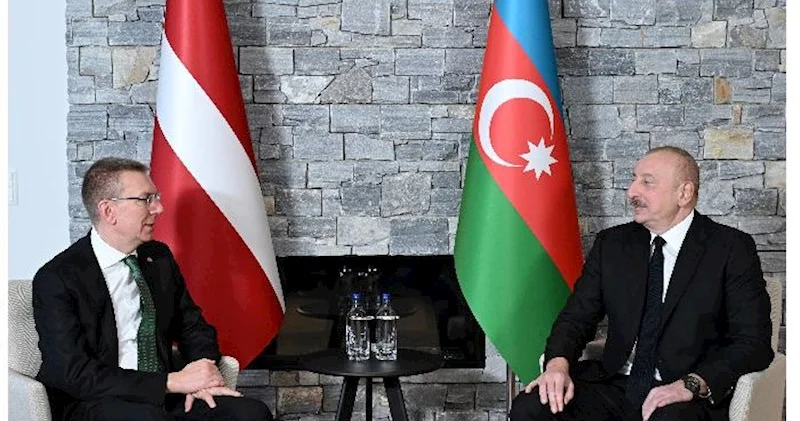 İlham Əliyev Edqars Rinkeviçsi təbrik etdi