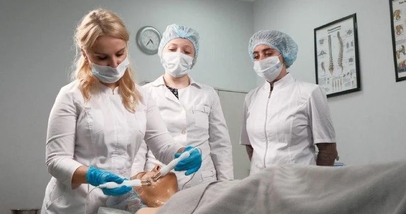 Rusiyada həkim tapılmır Putin problemi sərt mexanizmlə həll etməyə çalışır